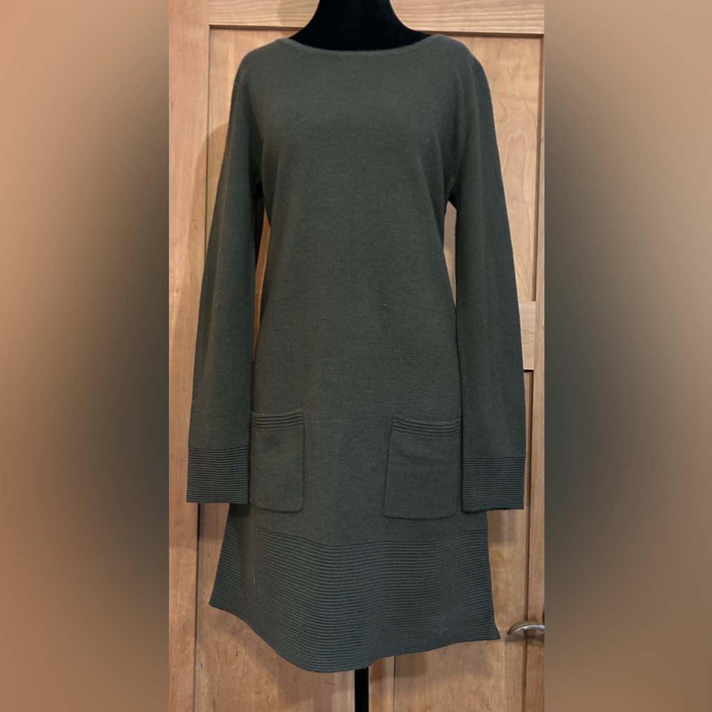 Adrienne Vittadini Olive Long Sleeve Dress
